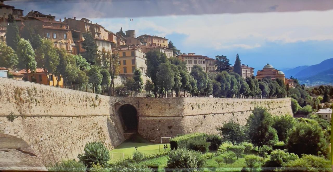 Smart Gold Apartment Luxury Central Bergamo Dış mekan fotoğraf